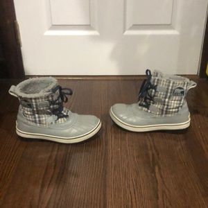 Sorel grey navy blue plaid Tivoli waterproof boots